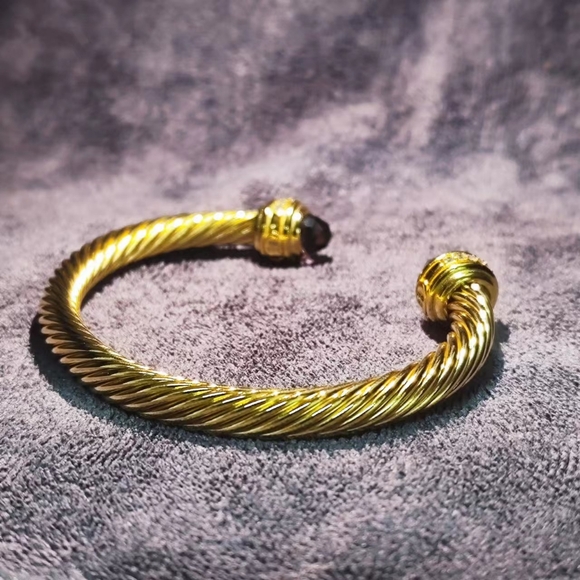 David Yurman Women's Bracelet with Purple Diamonds - Picture 2 of 6